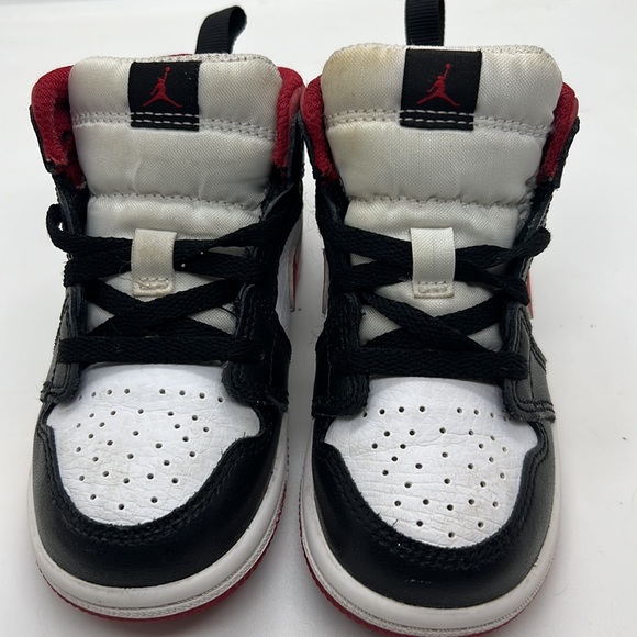 Converse Toddler Jordan Mid-Tops - Picture 3 of 9